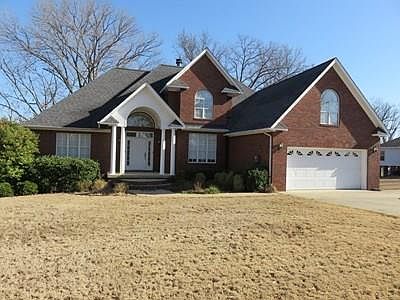 1st image of 14 Rosemary Ln