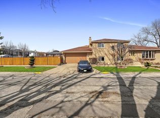 3548 Harvey Ave, Berwyn, IL 60402