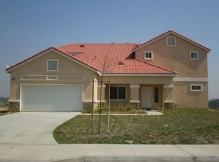 11905 Pine St, Bloomington, CA 92316