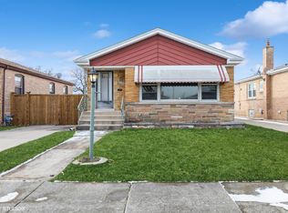 9128 S Central Park Ave, Evergreen Park, IL 60805