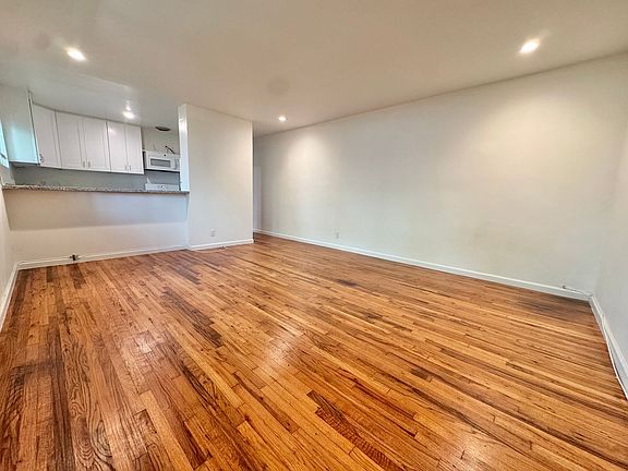 2nd image of 3771 Vinton Ave APT 2