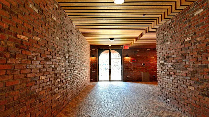 Rented by Nooklyn NYC LLC | media 29