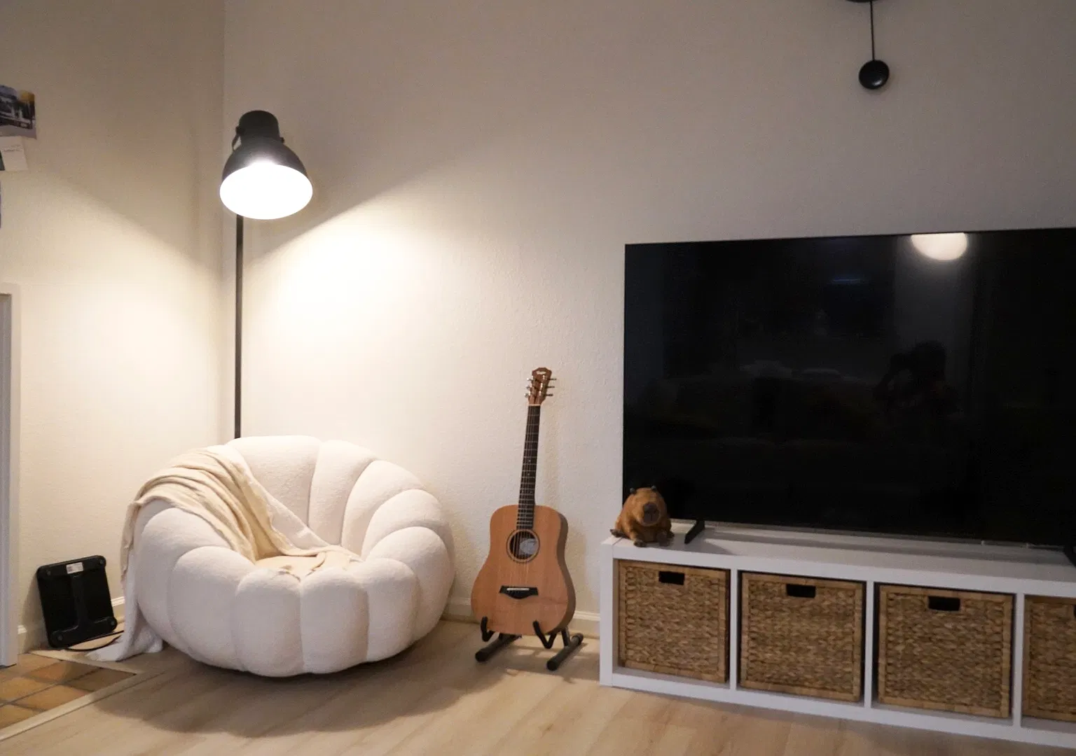 2 bed, 1075 sqft, $3,600 — Photo 3