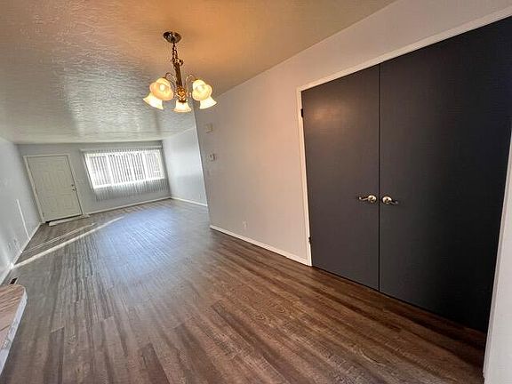 4th image of 4204 S Loop Rd