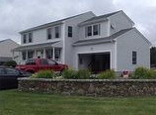 1 Ashley Ct, Narragansett, RI 02882