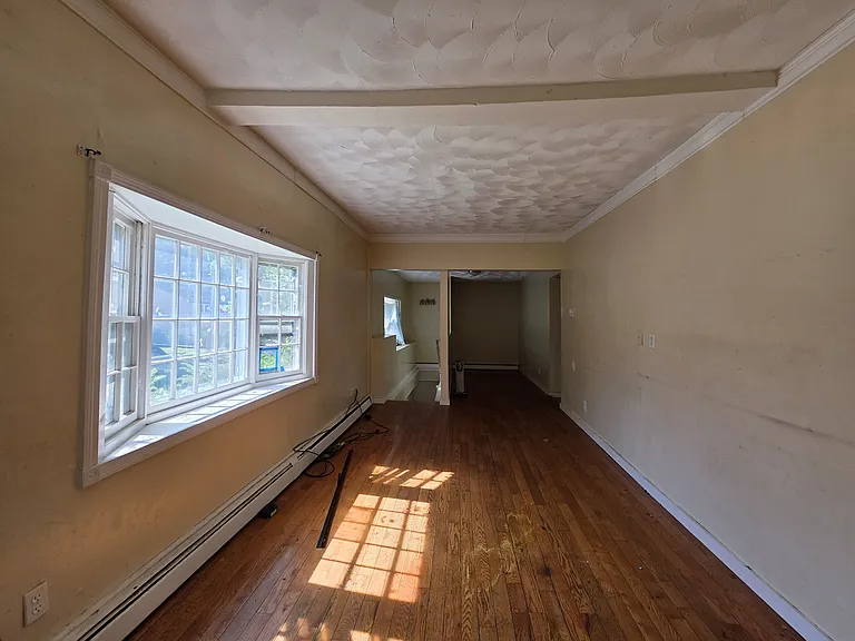 15 Robart St #1-A — Photo 6