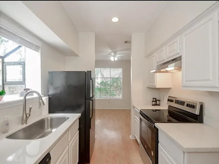 1103 Dulles Ave #604 — Photo 9