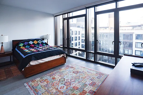 Rented by Compass | media 9