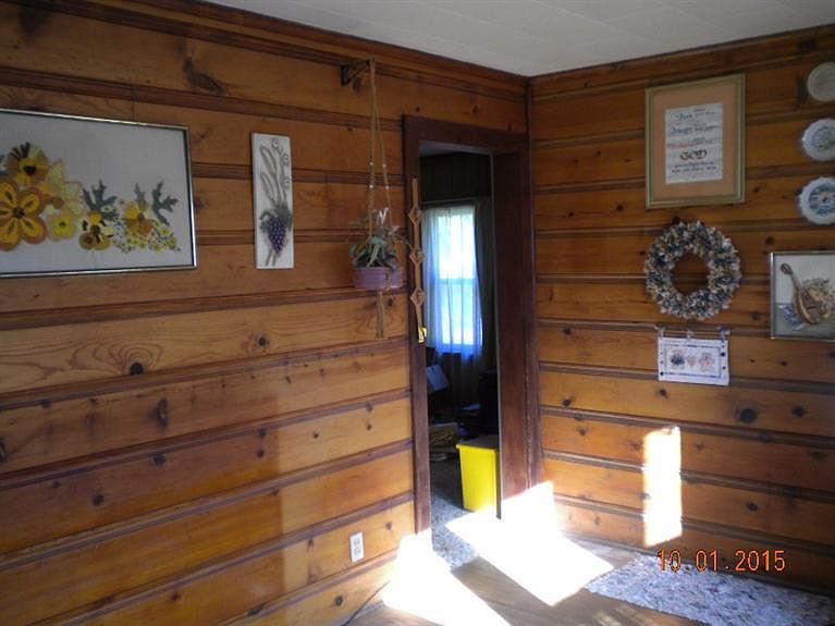 2nd image of 1421 N 8th St