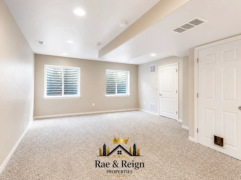 12029 Eagle Crest Ct — Photo 9