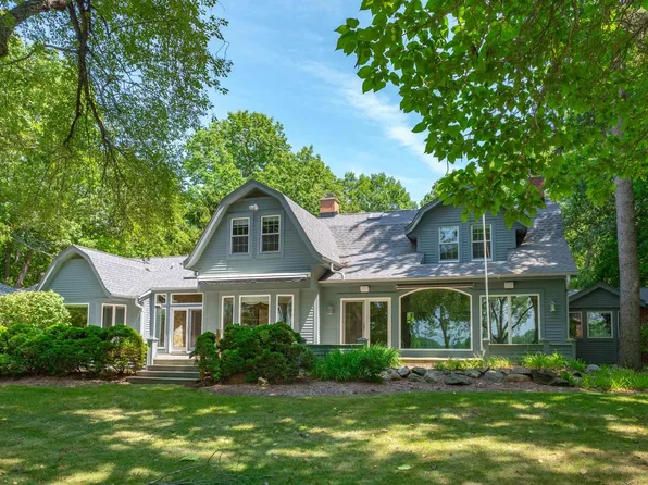 1031 N Genesee Woods DRIVE, Summit, WI 53066