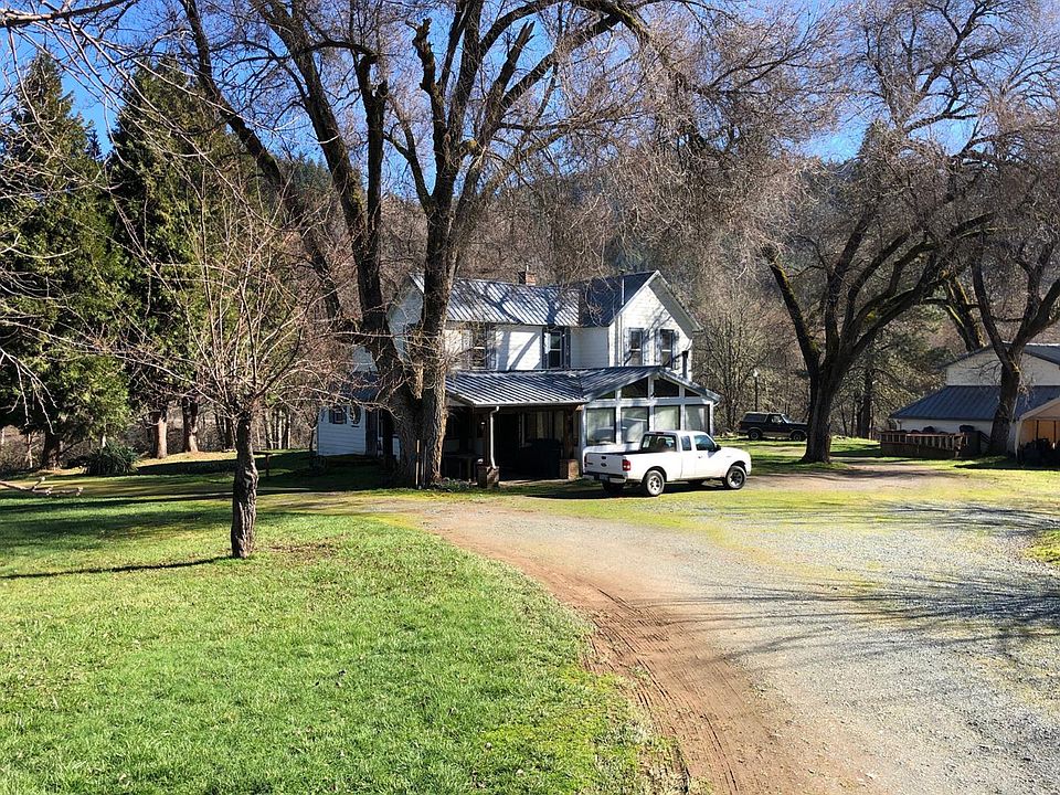 1st image of 18435 E Evans Cres