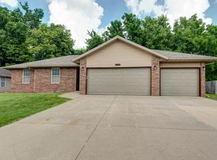4499 W Nicholas St, Springfield, MO 65802