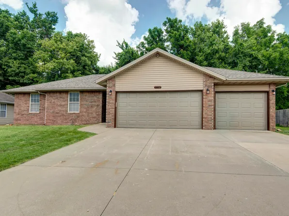 4499 W Nicholas Street, Springfield, MO 65802