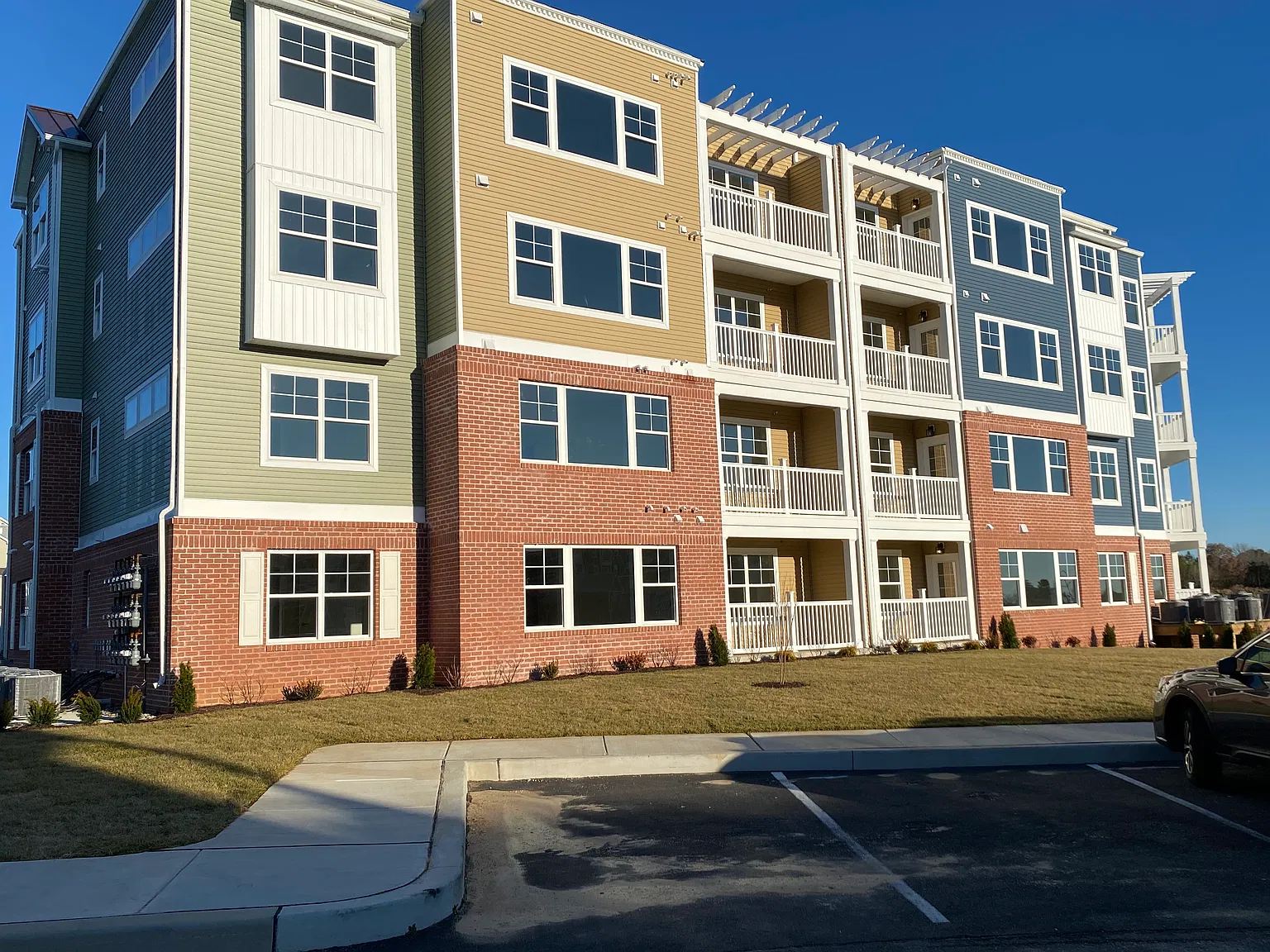 2 bed, 1260 sqft, $2,000 — Photo 3