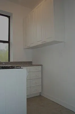 Rented by Tower Brokerage | media 13