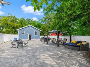28 Weiner St, Staten Island, NY 10309