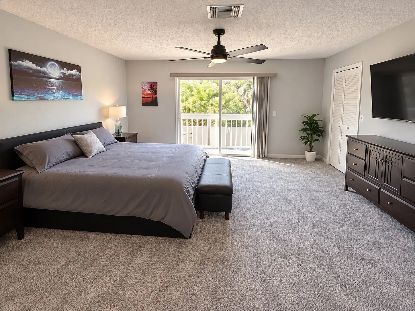 3 bed, 2036 sqft, $4,000 — Photo 2