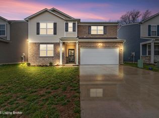 12038 Wooden Trace Dr, Louisville, KY 40229