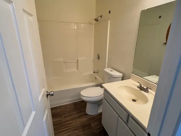 686 Las Colinas St, Tehachapi, CA 93561