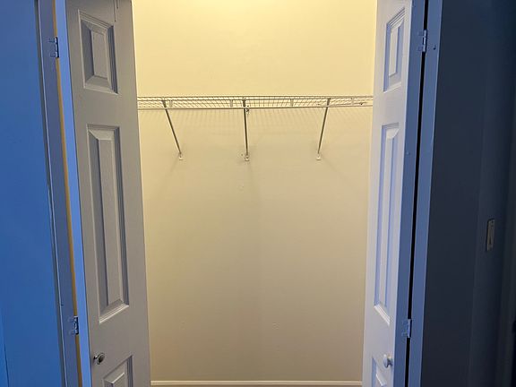 Closet 1