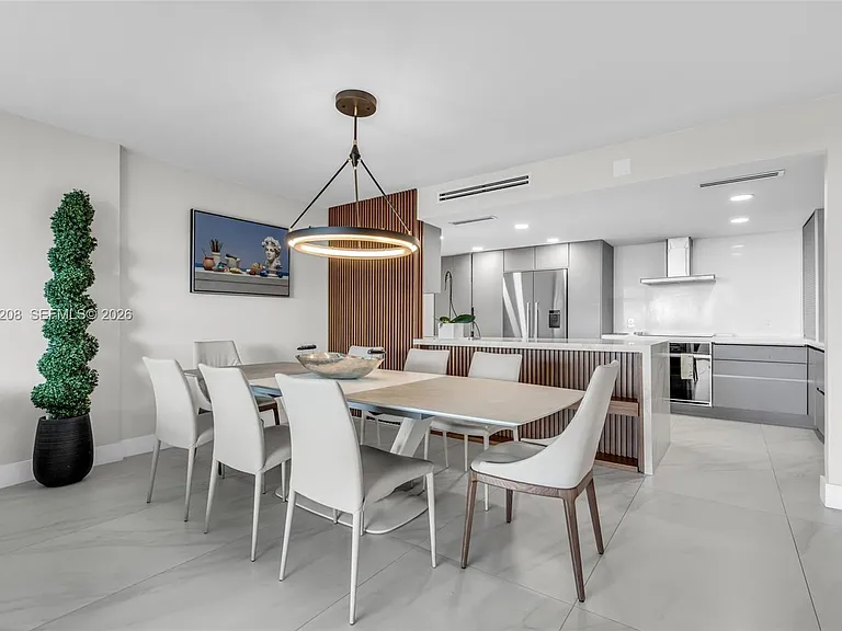 155 Ocean Lane Dr #1105 — Photo 8