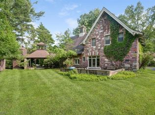 40 North Rd, Short Hills, NJ 07078