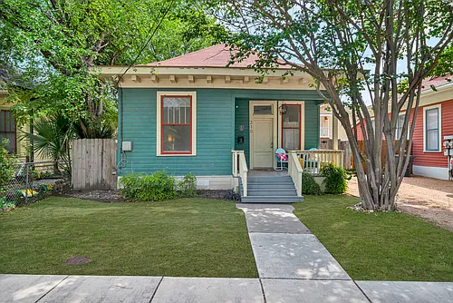 210 Sadie St Photo 1