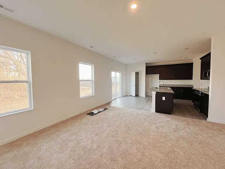 1630 Lewes Castle Dr — Photo 5