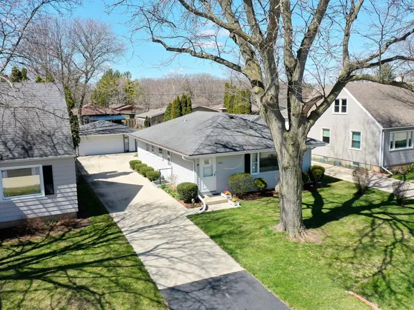 6463 North Willow Glen LANE, Glendale, WI 53209