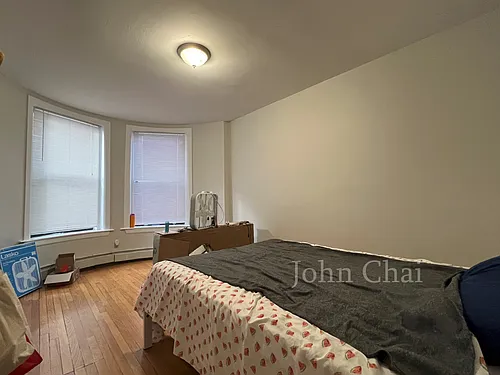 3 Sutherland Rd #4 Photo 1