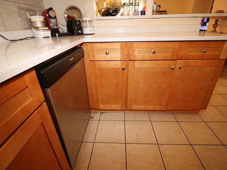 400 Governors Dr #5 — Photo 4