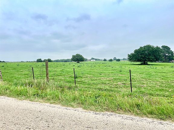 2nd image of Farris Ln