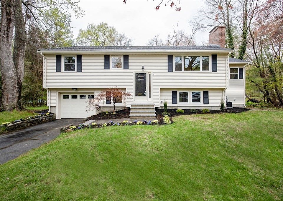 52 Arakelian Dr, Billerica, MA 01821 | Zillow