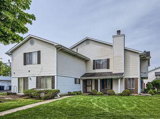 9 Red Barn Rd, Matteson, IL 60443