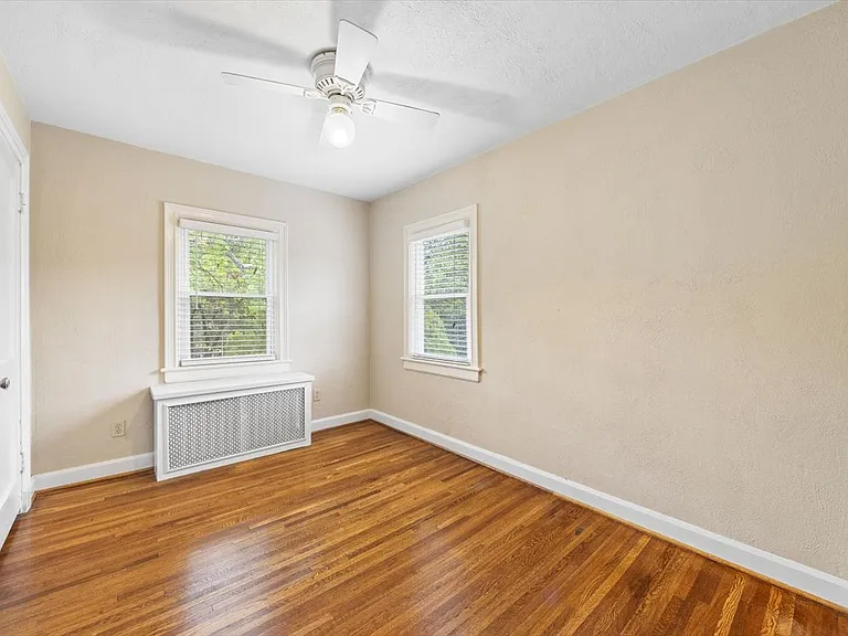 932 Woodrow Ave — Photo 71