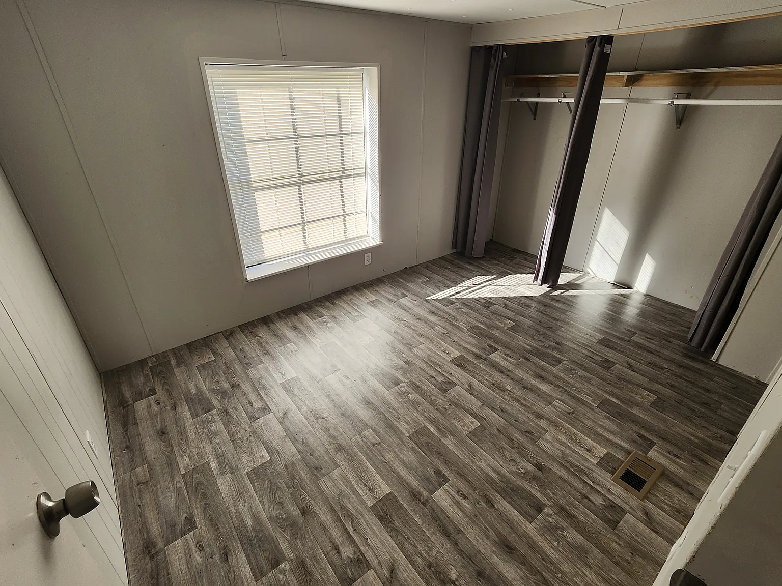3 bed, 1200 sqft, $1,245 — Photo 3