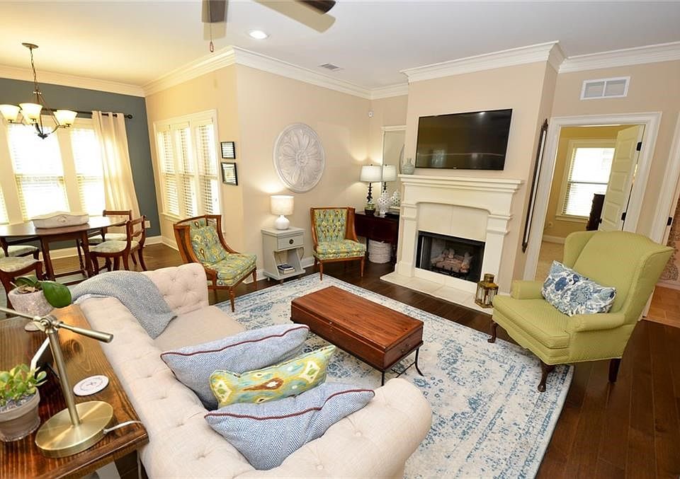 Great room with gas fireplace