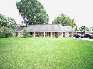 30110 Corbin Ave, Walker, LA 70785