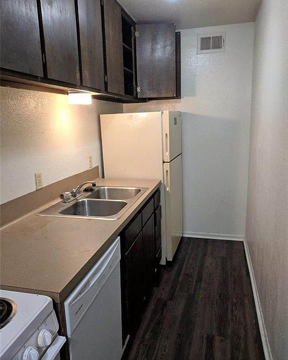 1st image of 1555 Stacey St APT 24