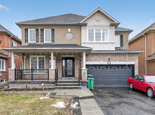 24 Wild Indigo Cres, Brampton, ON L6R2J9