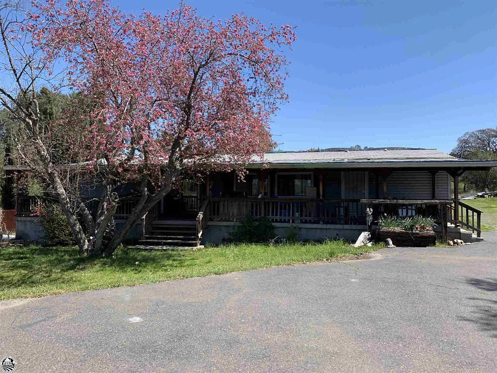 17995 Wards Ferry Rd photo 1