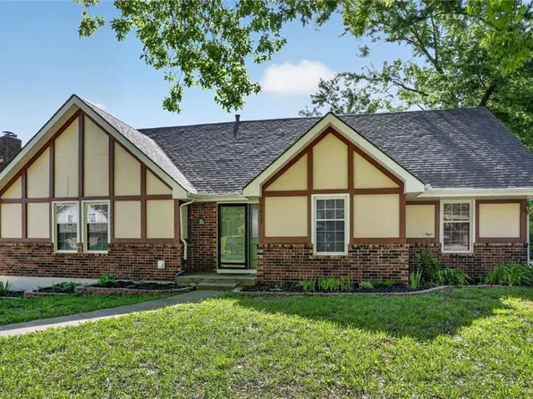 7417 N Park Ave, Gladstone, MO 64118