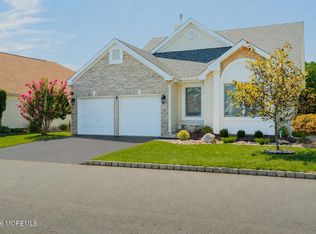 28 Brighton Court, Monroe, NJ 08831