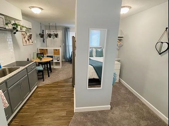 5th image of 121 Stone Arch Dr #121
