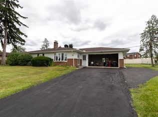1950 Schadt Ave, Whitehall, PA 18052