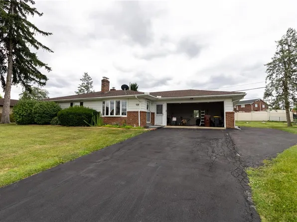 1950 Schadt Ave, Whitehall, PA 18052