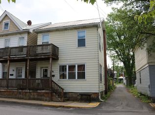 618 7th St, Huntingdon, PA 16652