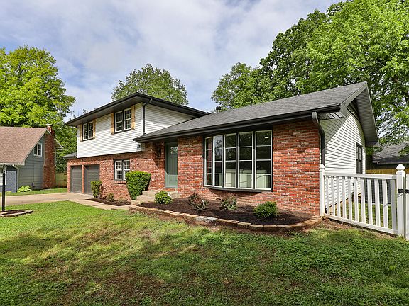 2nd image of 3311 S Graystone Place