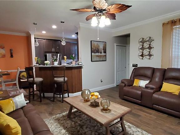 3rd image of 3013 Bonfire Beach Dr APT 104